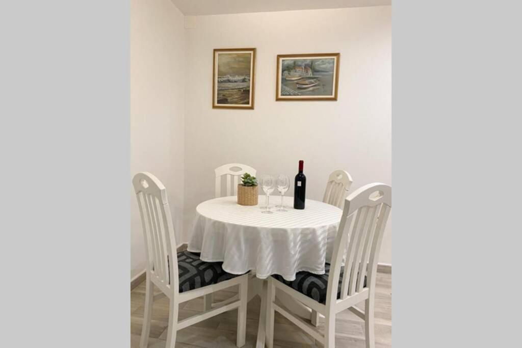 Ivana Apartment Makarska